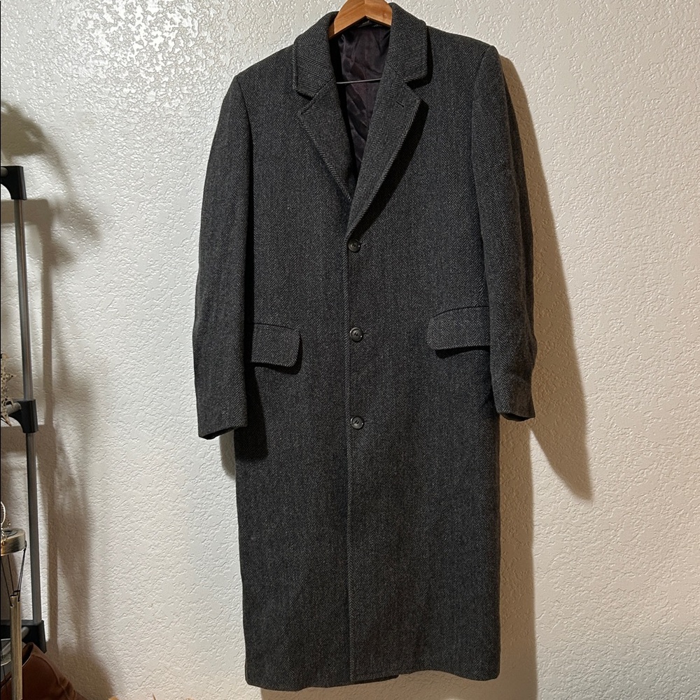 🔥London Fog Vintage (80’s) Gray & Black Wool Herringbone Men’s Overcoat.